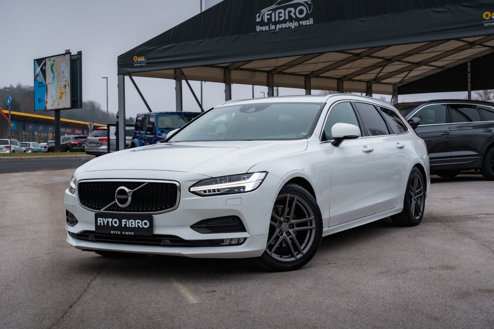 Volvo V90